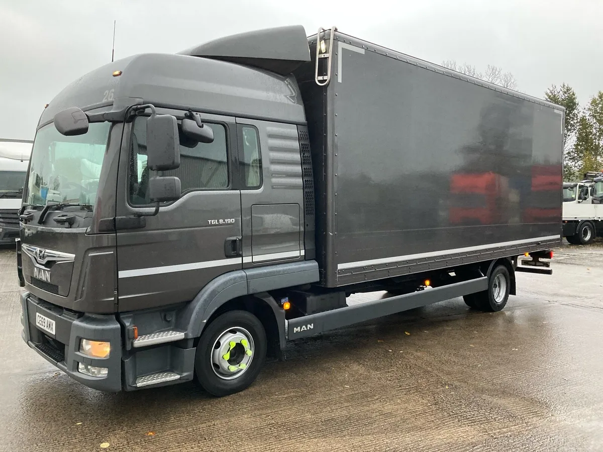 2019 (nov) MAN TGL 8.190 sleeper cab - Image 2
