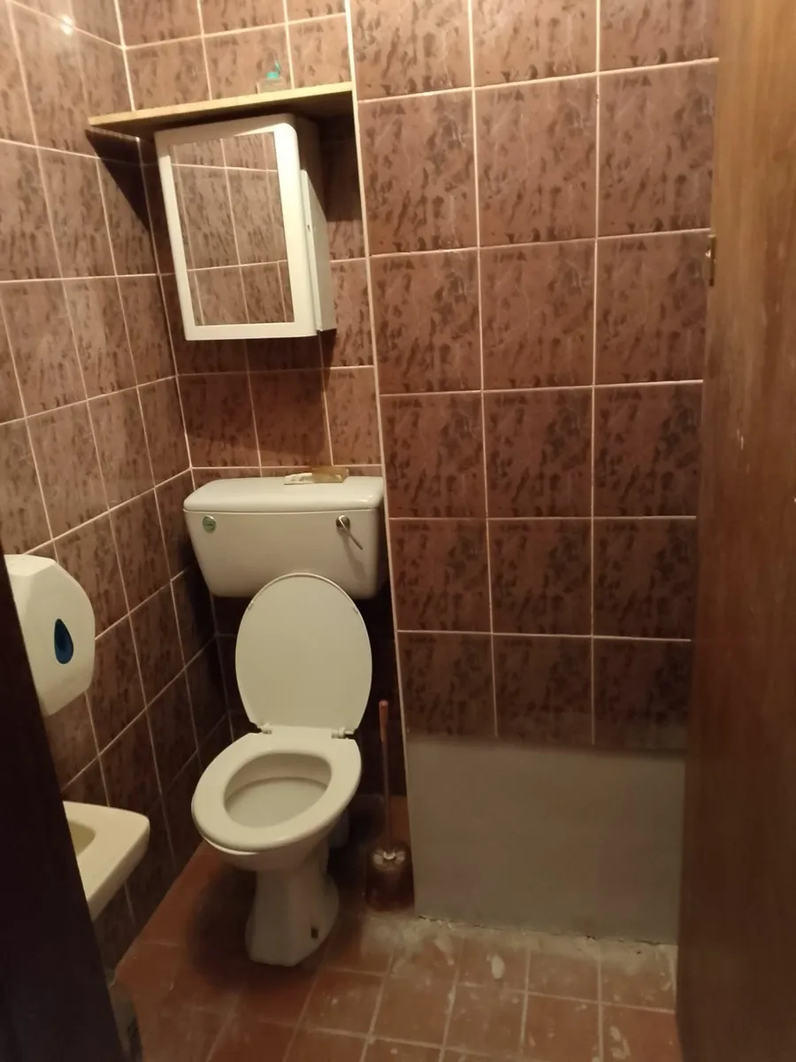 Restaurant takeaway for rent - Image 1