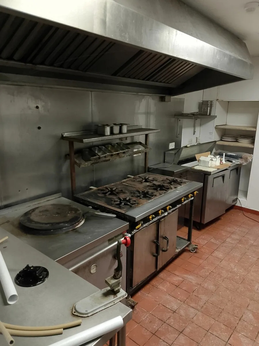 Restaurant takeaway for rent - Image 2