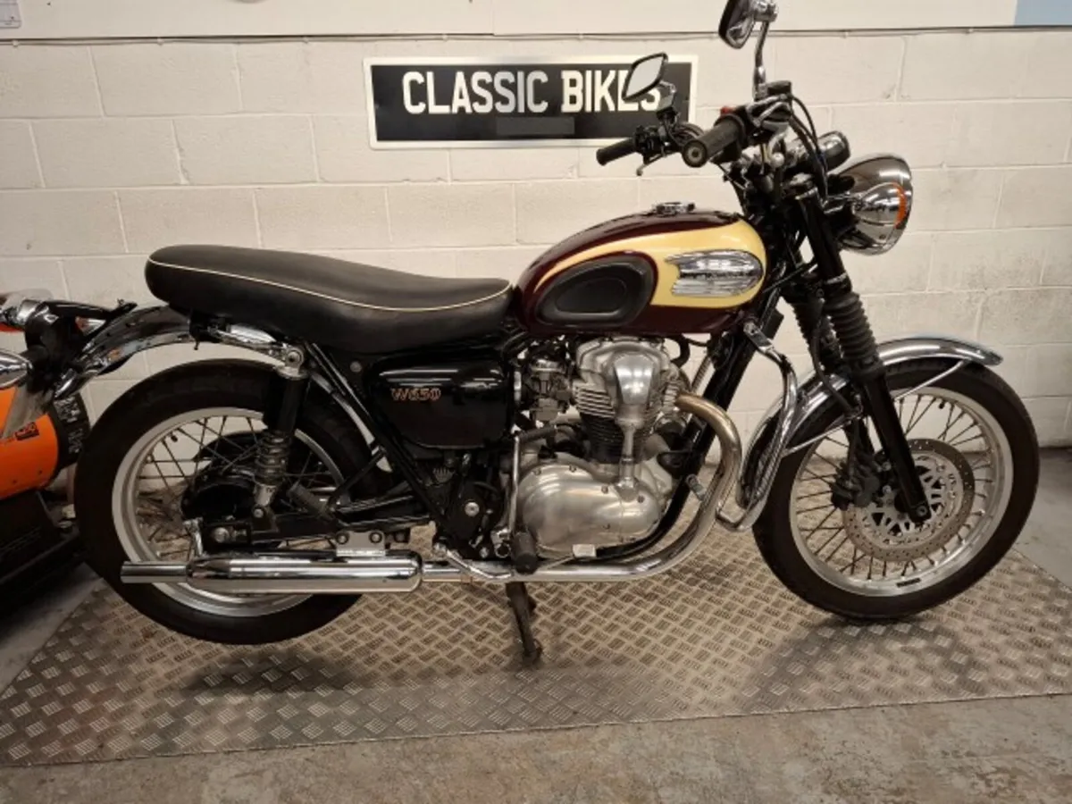 Kawasaki W650 2002 - Image 1