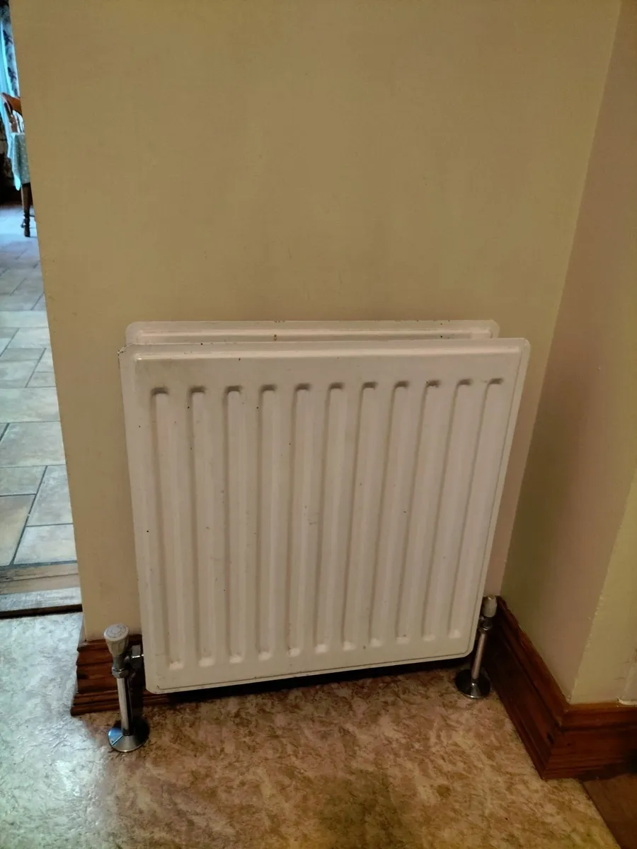 grant oil boiler and 11 radiators - Image 3