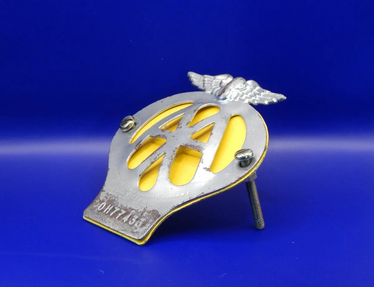 Vintage AA Car Badge circa 40/50s - Image 3