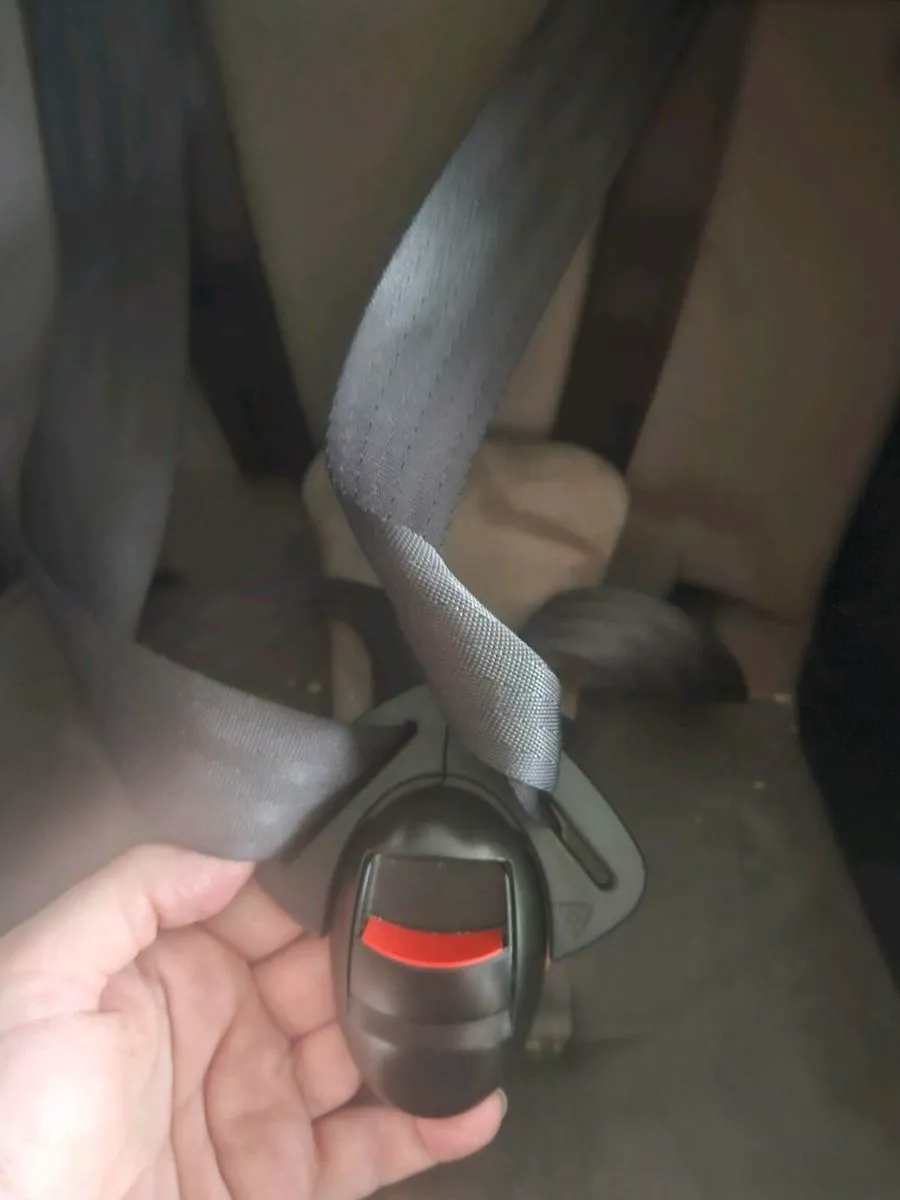 Jolie 360 car seats - Image 3