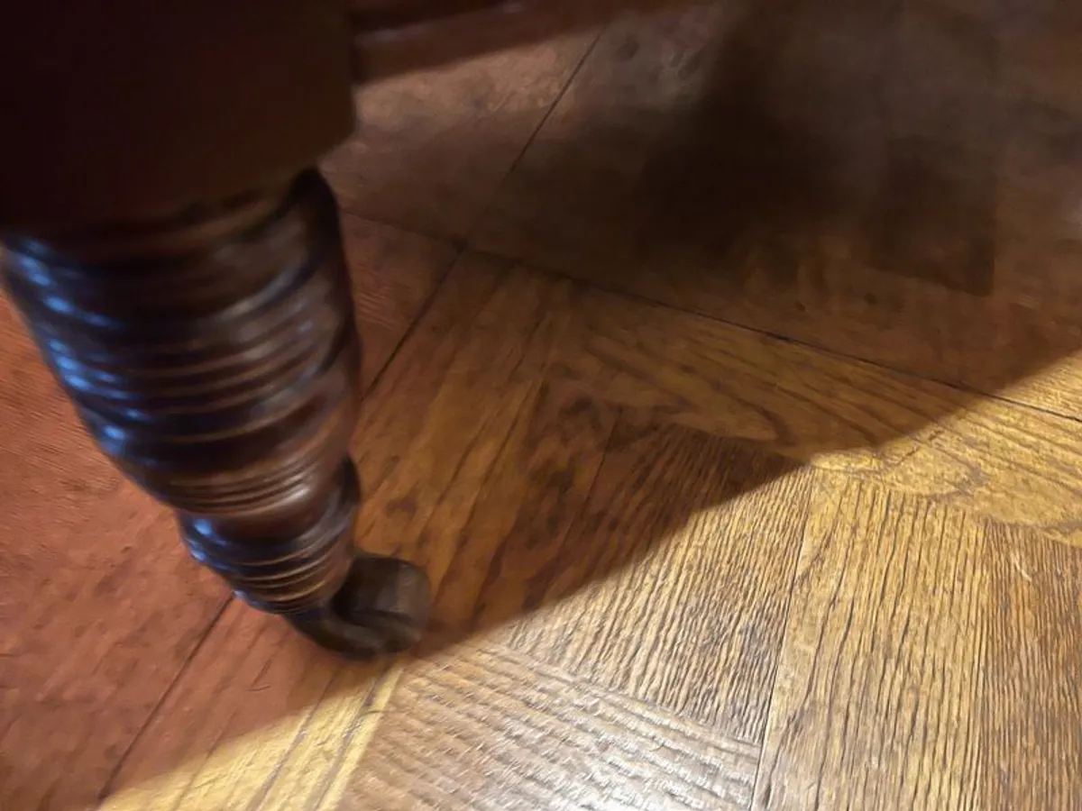 A Pair of Edwardian Mahogany Chairs - Image 4