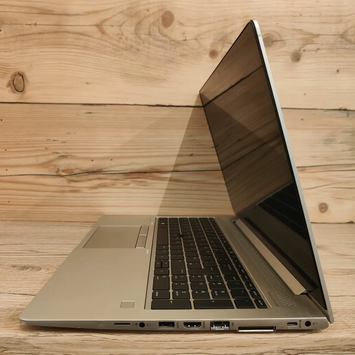 HP EliteBook 755 G5  / 15.6" Touchscreen / Ryzen 5 - Image 3