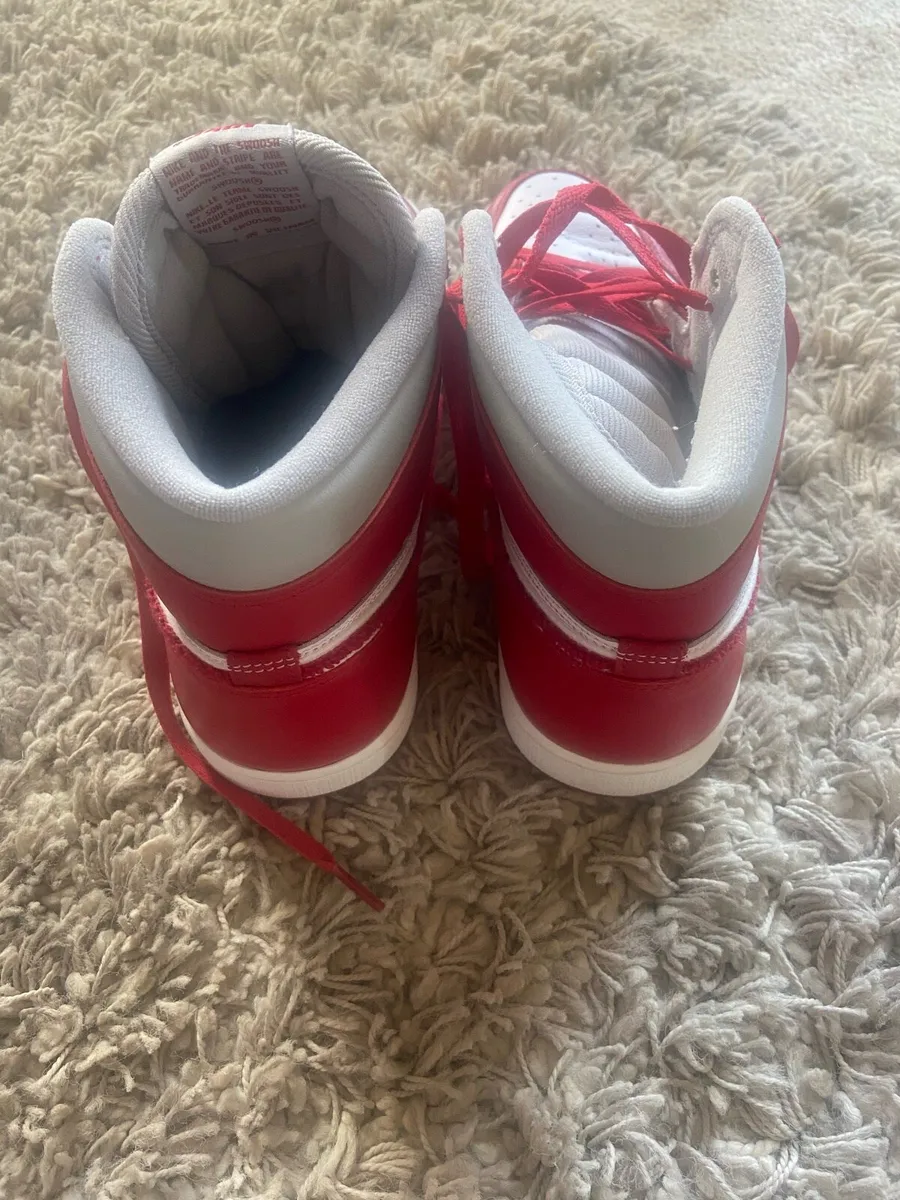 Air Jordan high tops - Image 2