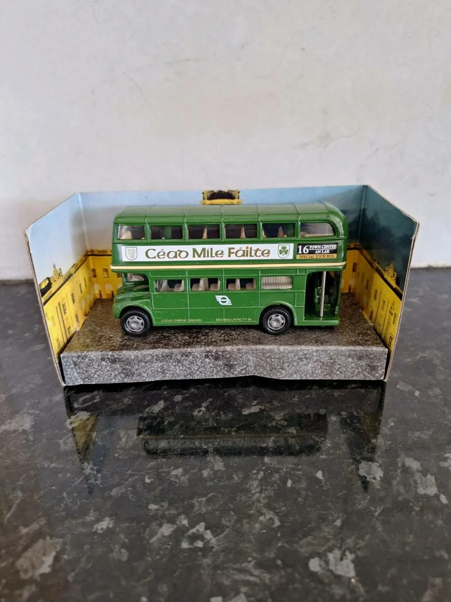 Vintage diecast Irish Model Collection bus - Image 2