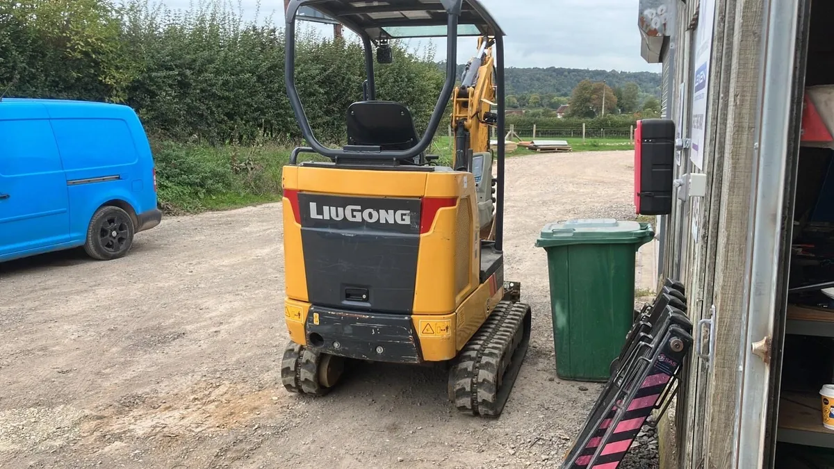 Liugong Mini digger 2022 1.8 ton Yanmar diesel - Image 4