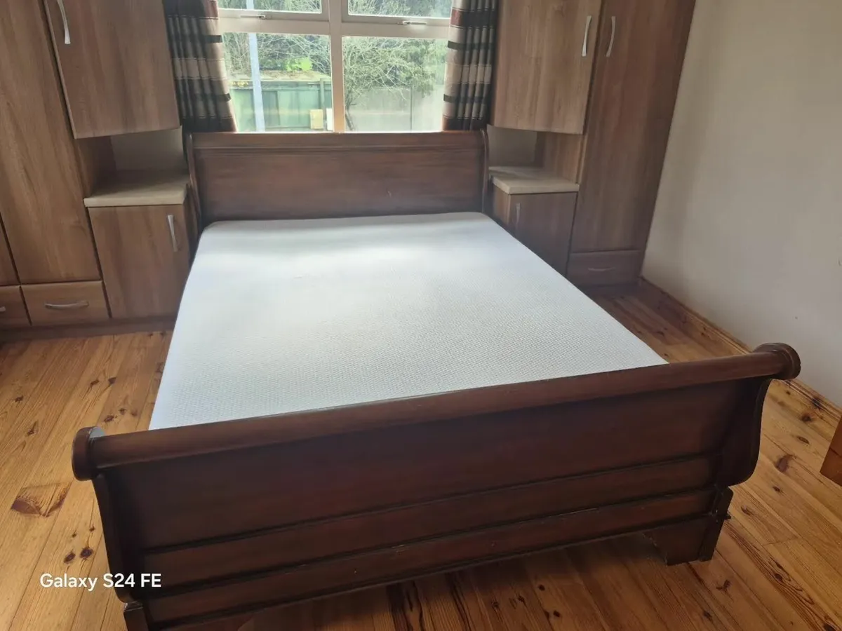 Two Solid Wood Sleigh Kingsize Beds - Image 4