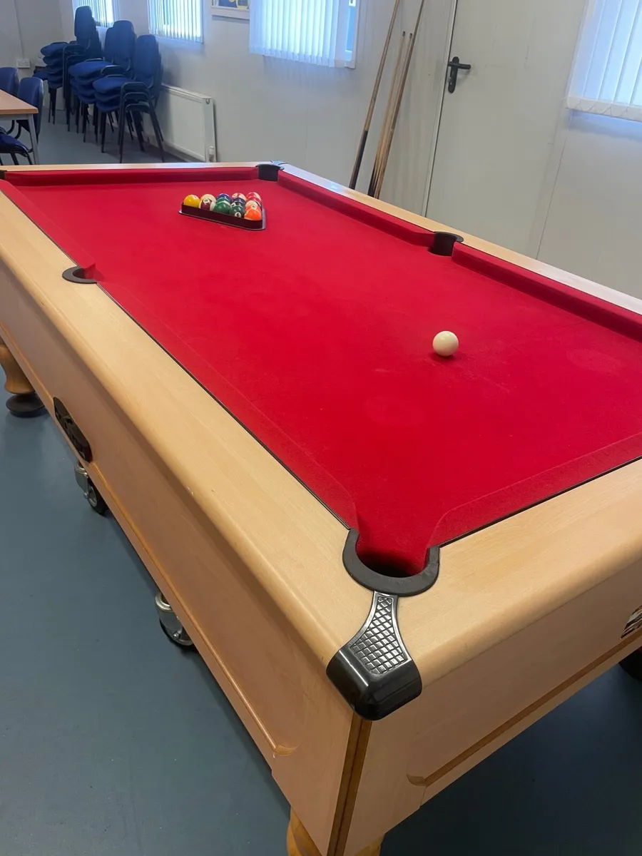 Pool Table - Image 4