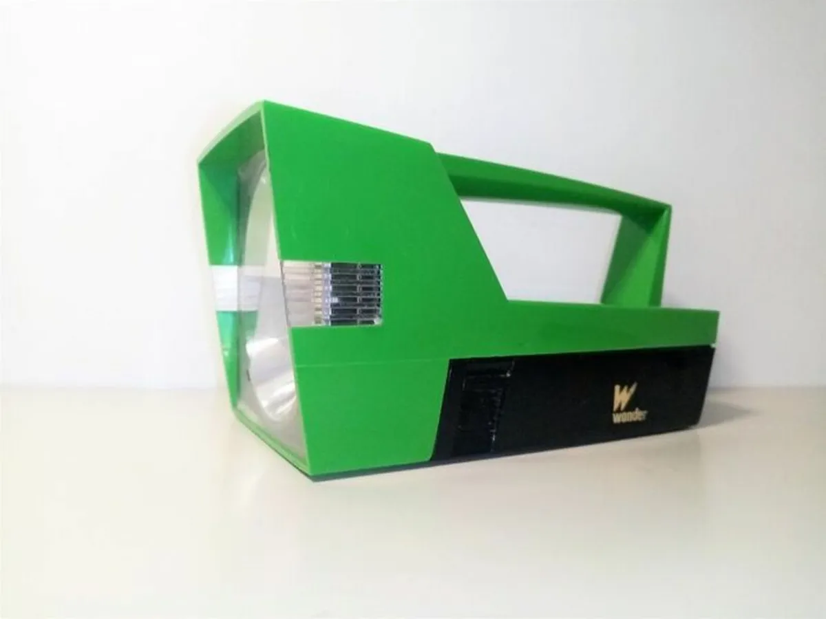 Original 1970s French Navir Wonder Green lantern - Image 2