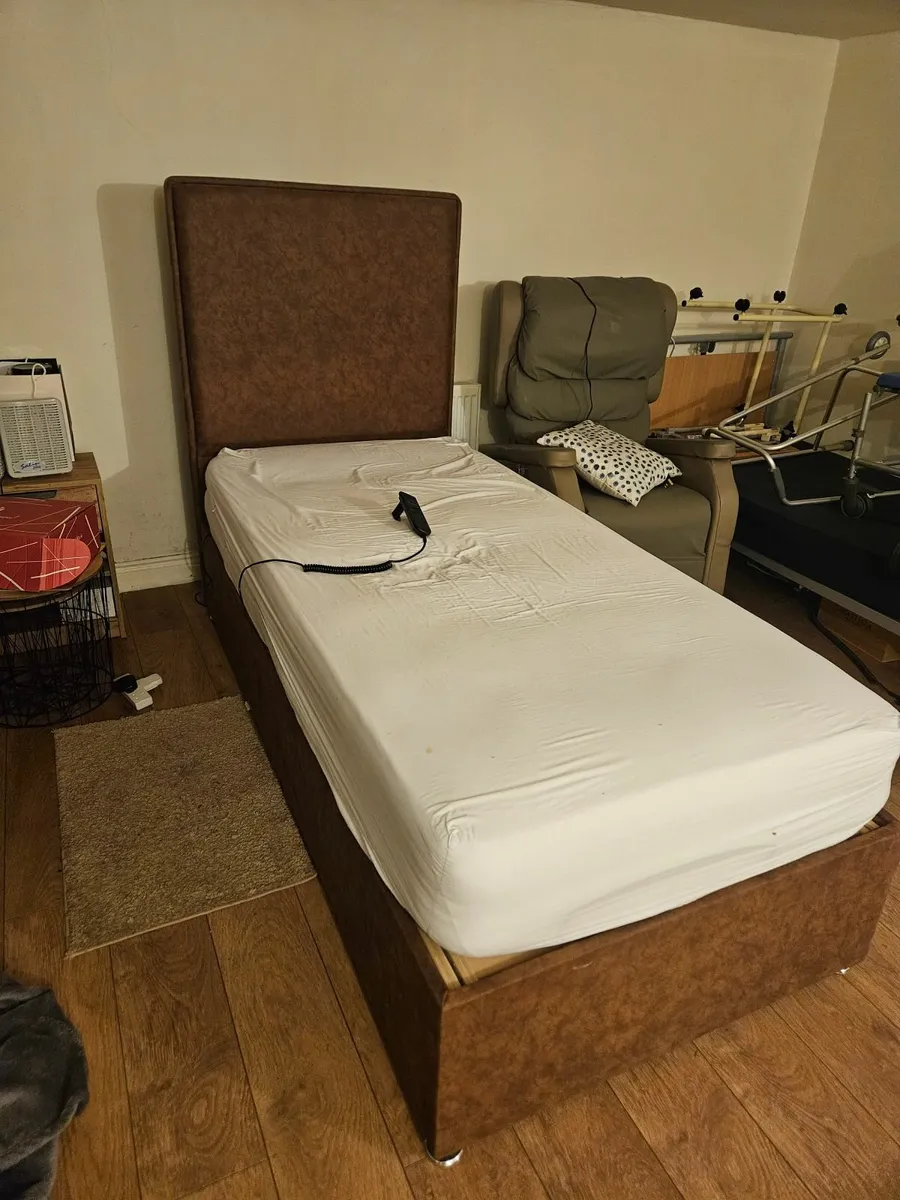 Duramatic electric bed with durabed matress - Image 4