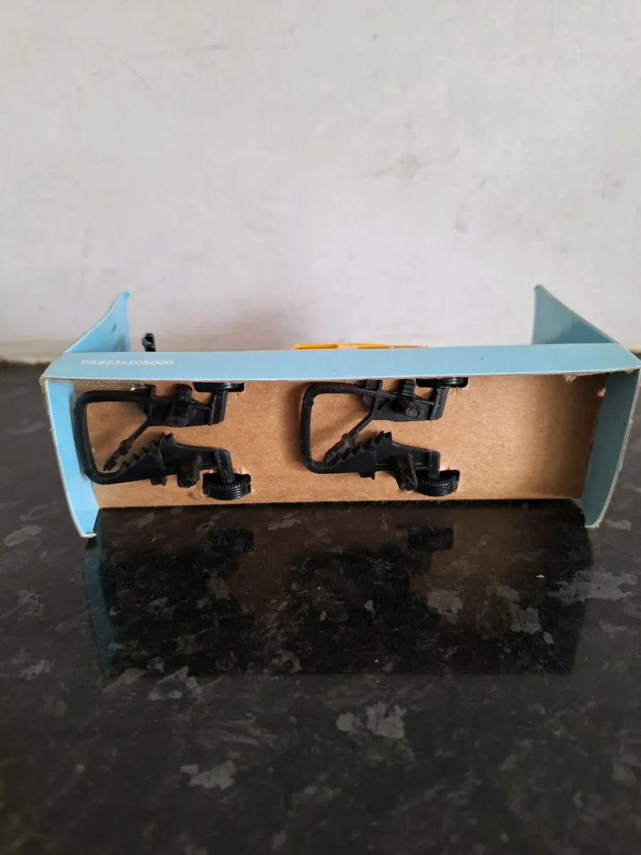 Corgi diecast AA Ford Transit - Image 3