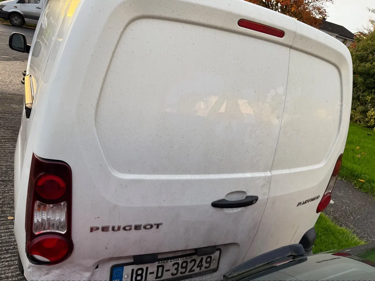 Peugeot Partner long base - Image 4