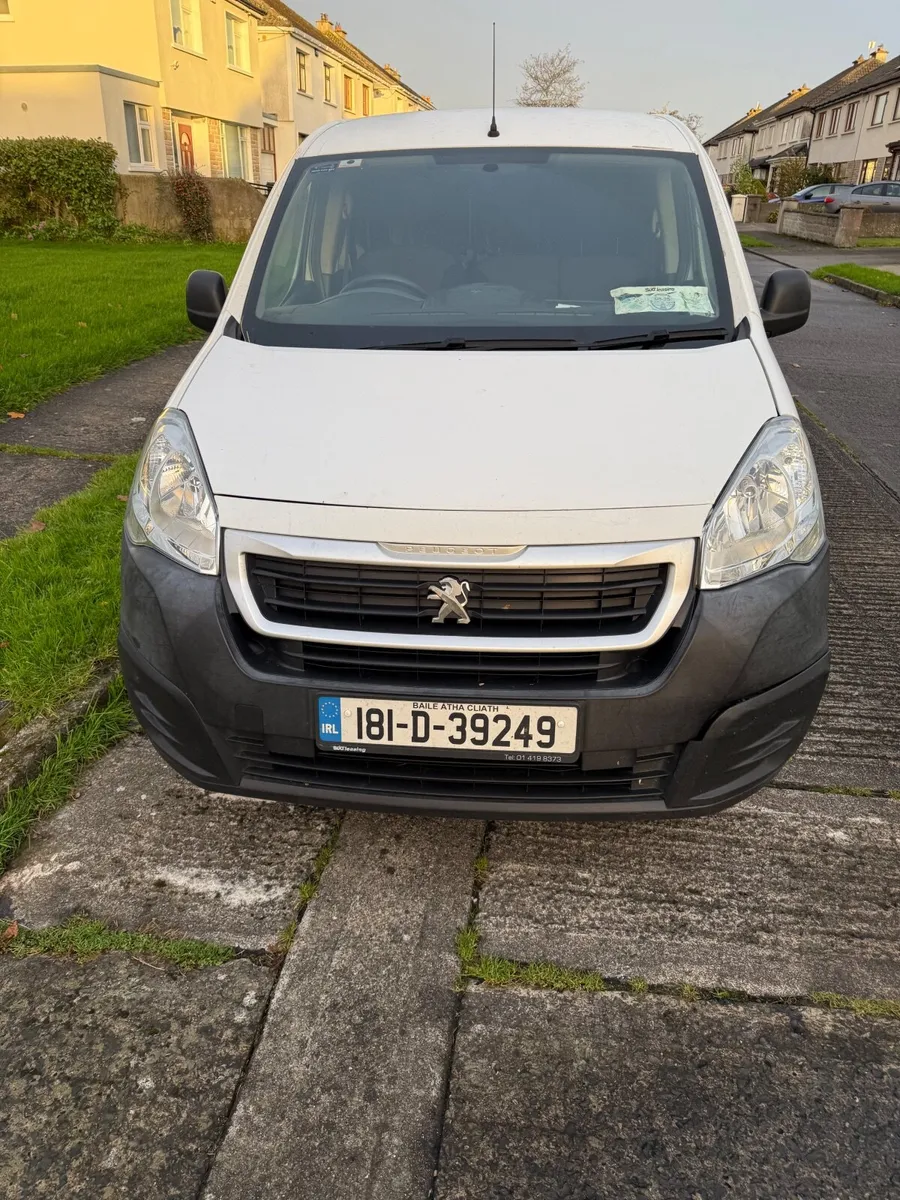 Peugeot Partner long base - Image 1