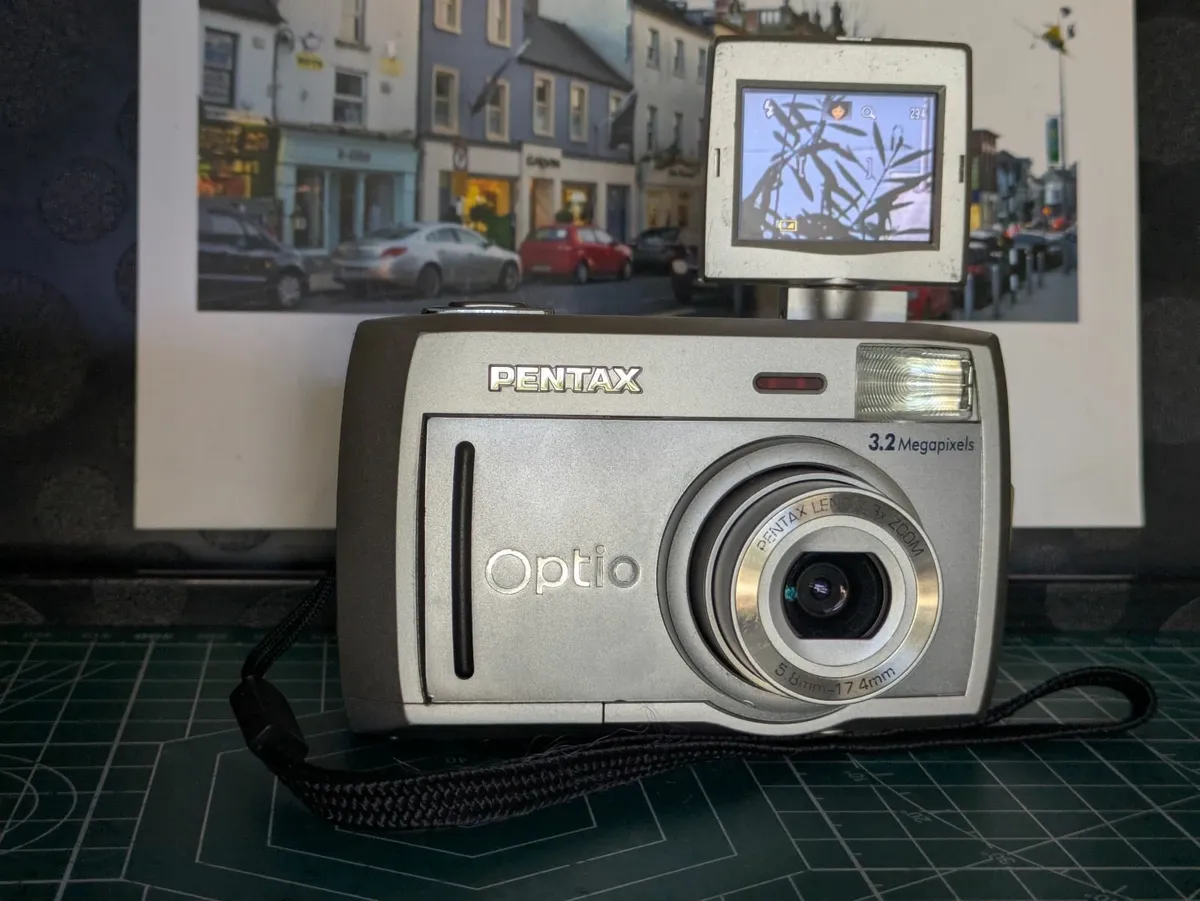 Pentax Optio 33L CCD🎨 digital compact camera - Image 1