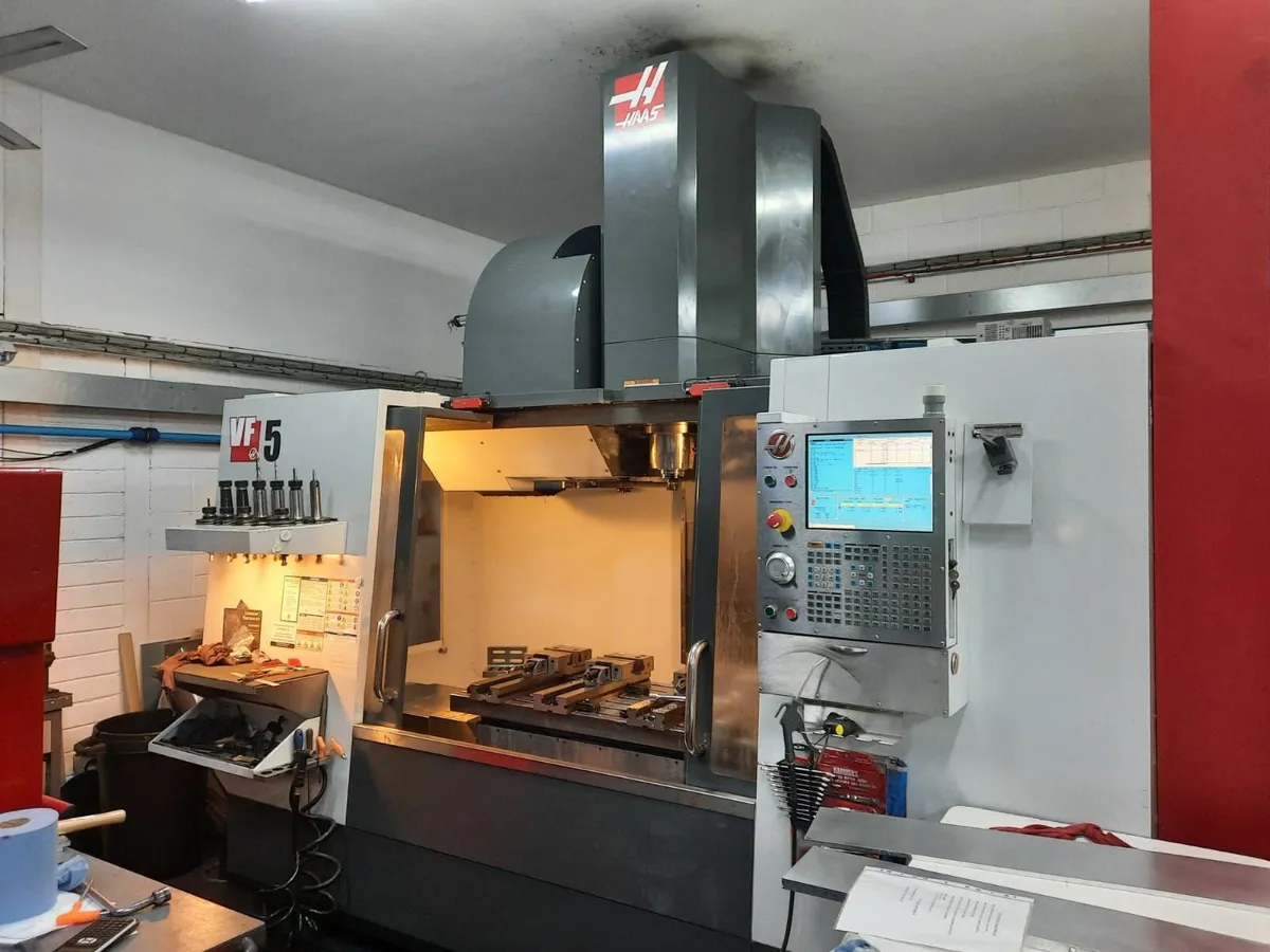 HAAS VF 5 Vertical Machining Centre - Image 1