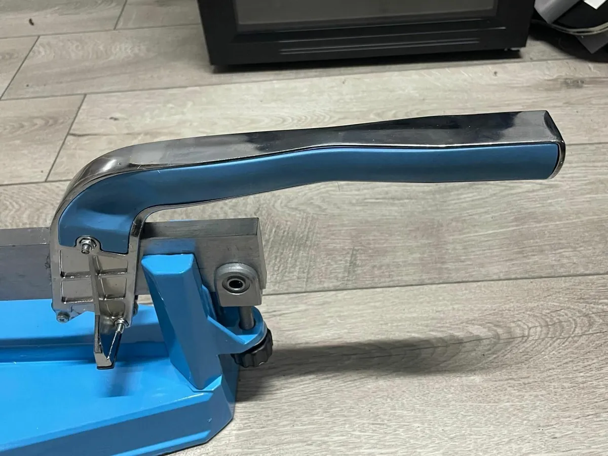 BRAND NEW 125CM TILE CUTTER - Image 3
