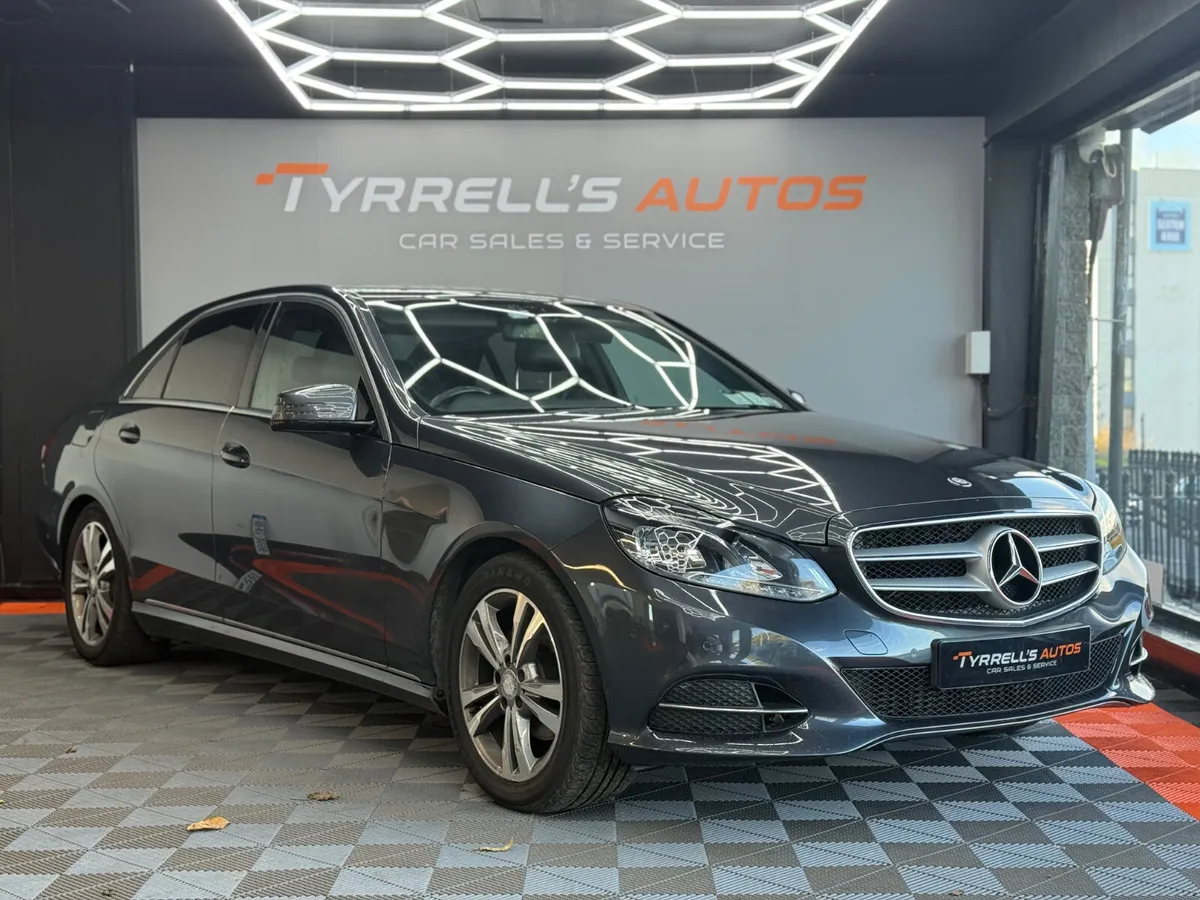 Mercedes-Benz E-Class 2.1CDI AUTO ELEGANCE 2014 - Image 2
