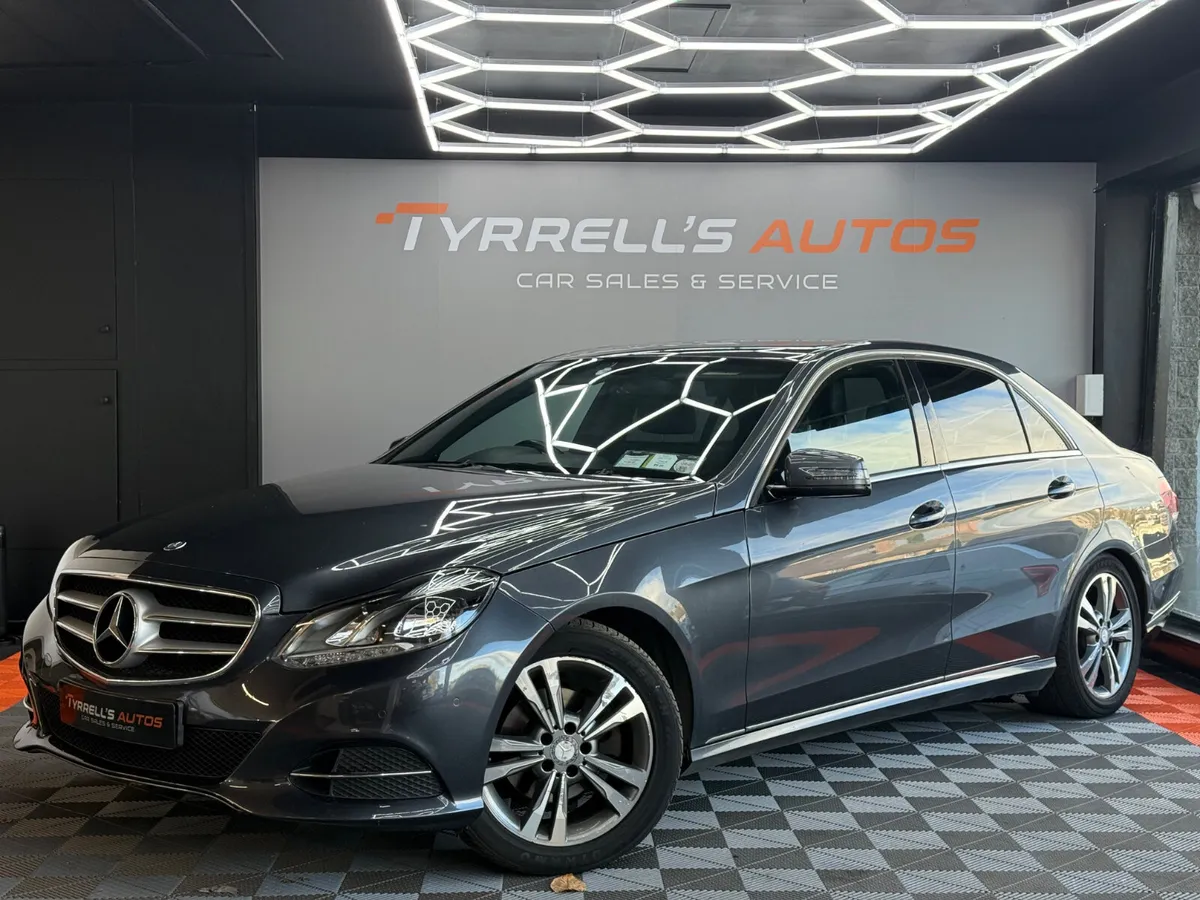Mercedes-Benz E-Class 2.1CDI AUTO ELEGANCE 2014 - Image 4