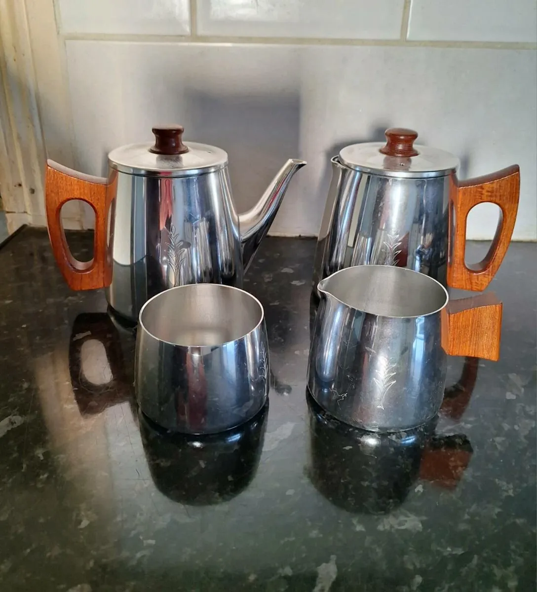 Vintage retro 1970s Sona coffee tea set
