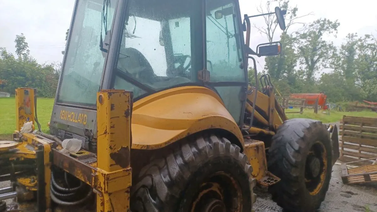 New Holland - Image 2