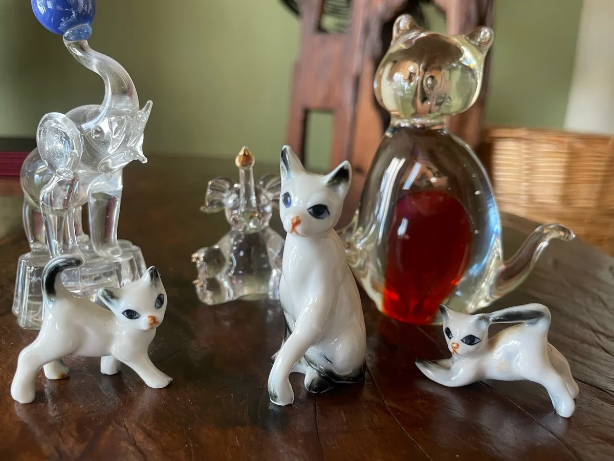 Vintage Glass Cats and Elephants - Image 2
