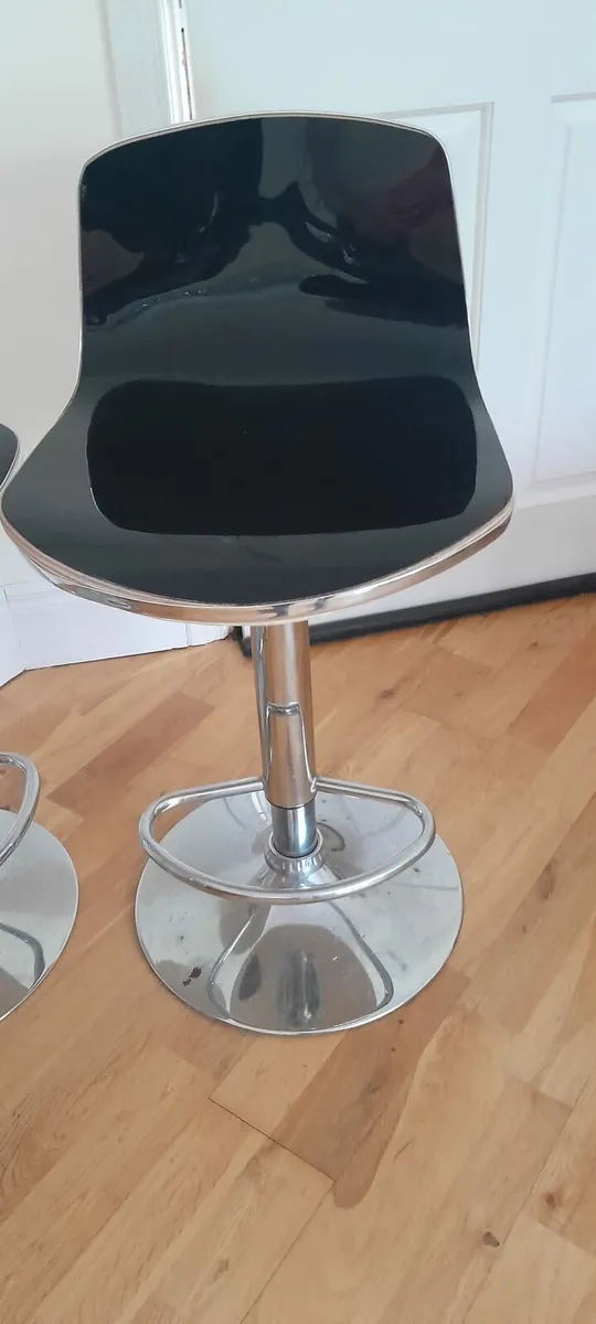 Kitchen Bar Stools - Image 2
