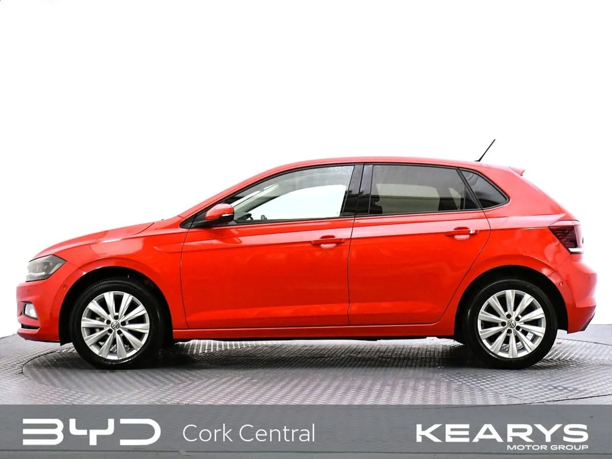 Volkswagen Polo 5DR Automatic - Image 4