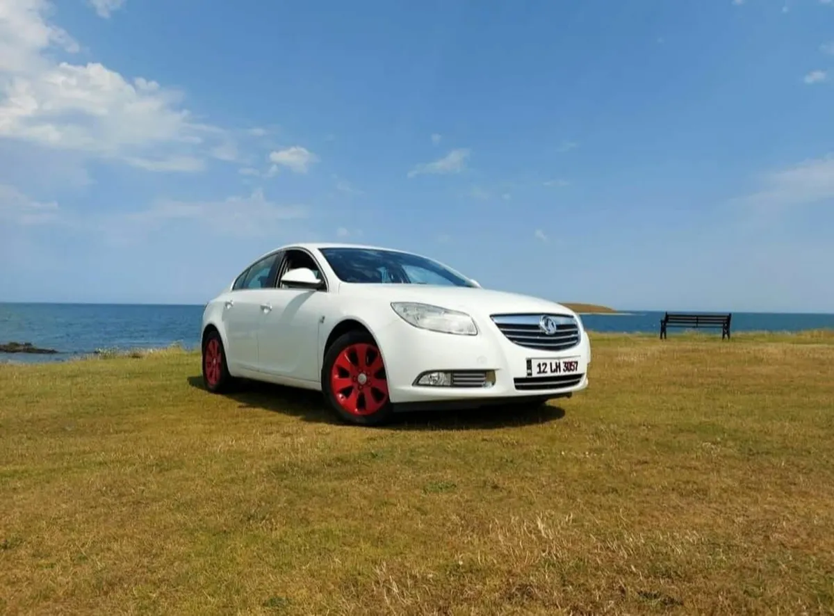 Vauxhall Insignia 2012 - Image 3
