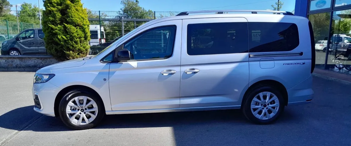 Wheelchair Accessible Ford Tourneo - Image 3