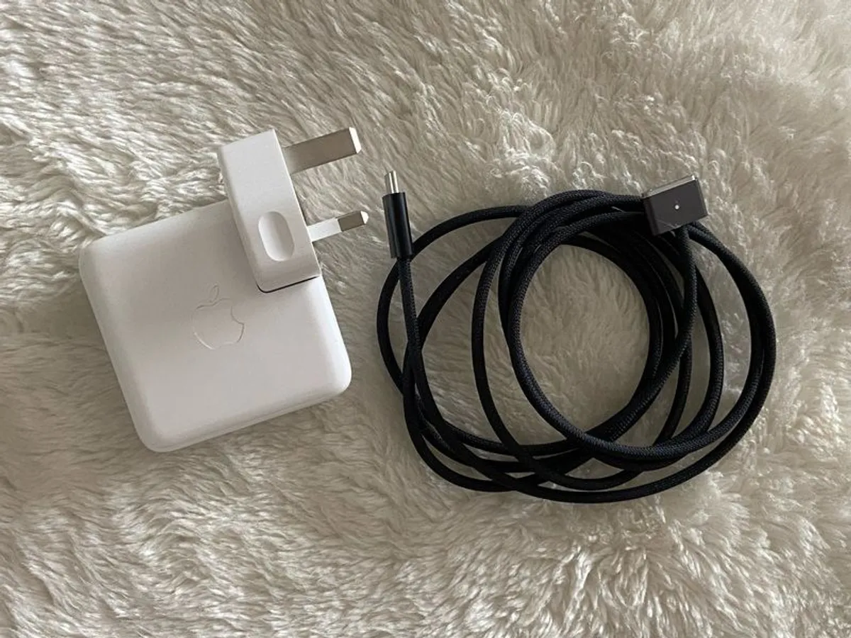 Apple MacBook Pro 14.2" M4 Pro Chip - Image 3