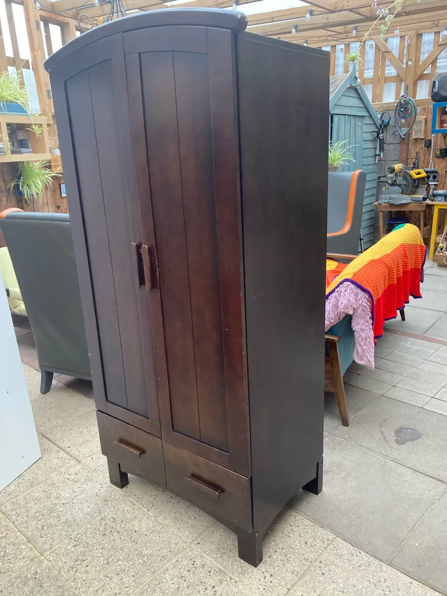 Wardrobe (bargain) - Image 1