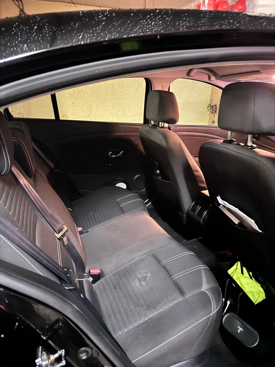 Renault Fluence 2015 Black - Image 3