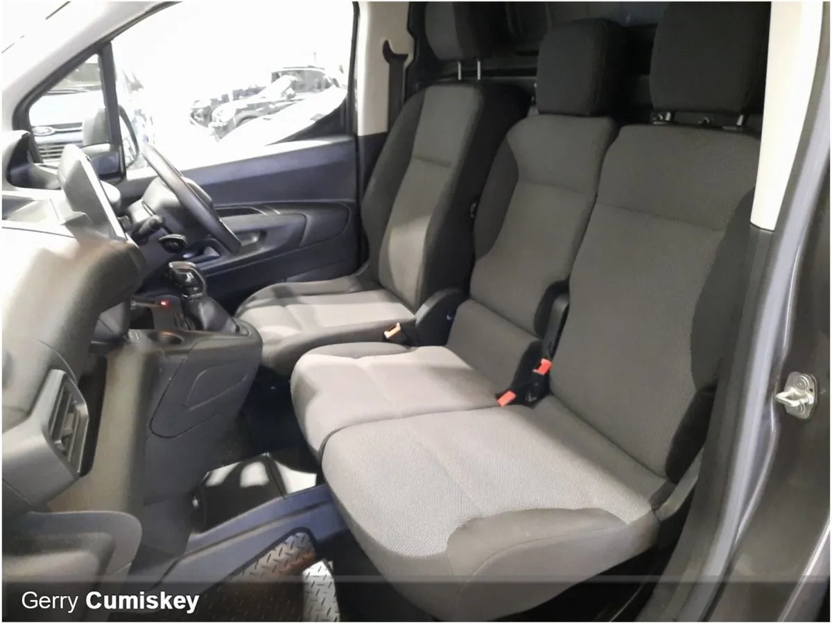 Peugeot Partner 3 Seat Professional Bluehdi 100 - Image 4
