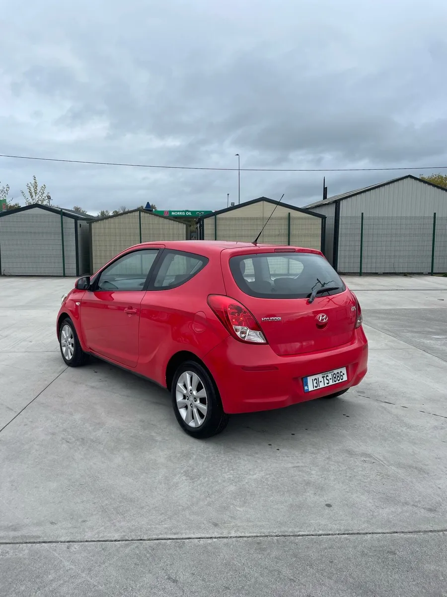 131 Hyundai i20 TAX AND NCT - Image 3