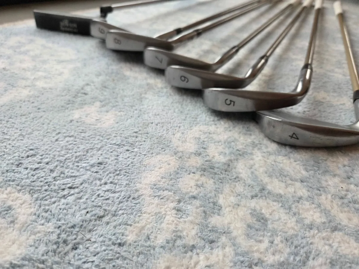 Golf clubs - Image 1