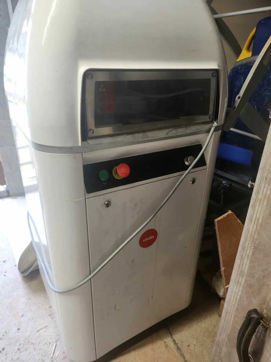 Pizza dough ball maker - Image 2