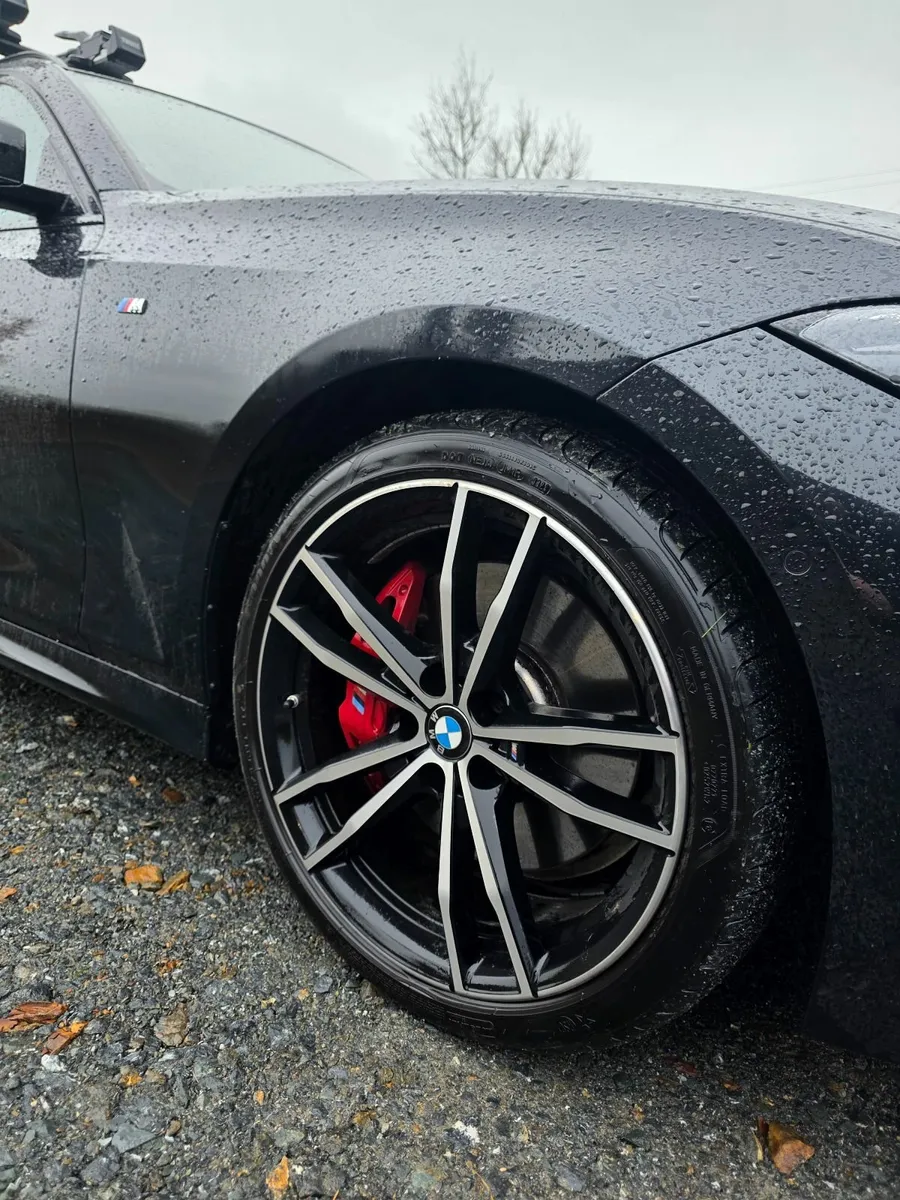 BMW 3 Series 320d MHT Touring M Sport - Image 3