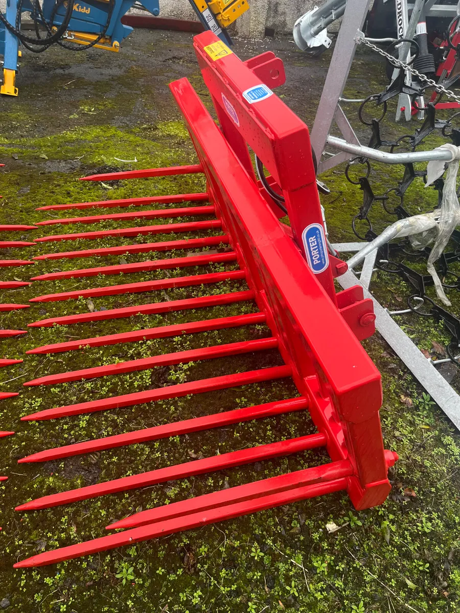 New Porter 6FT 6” Stonefork - Image 3