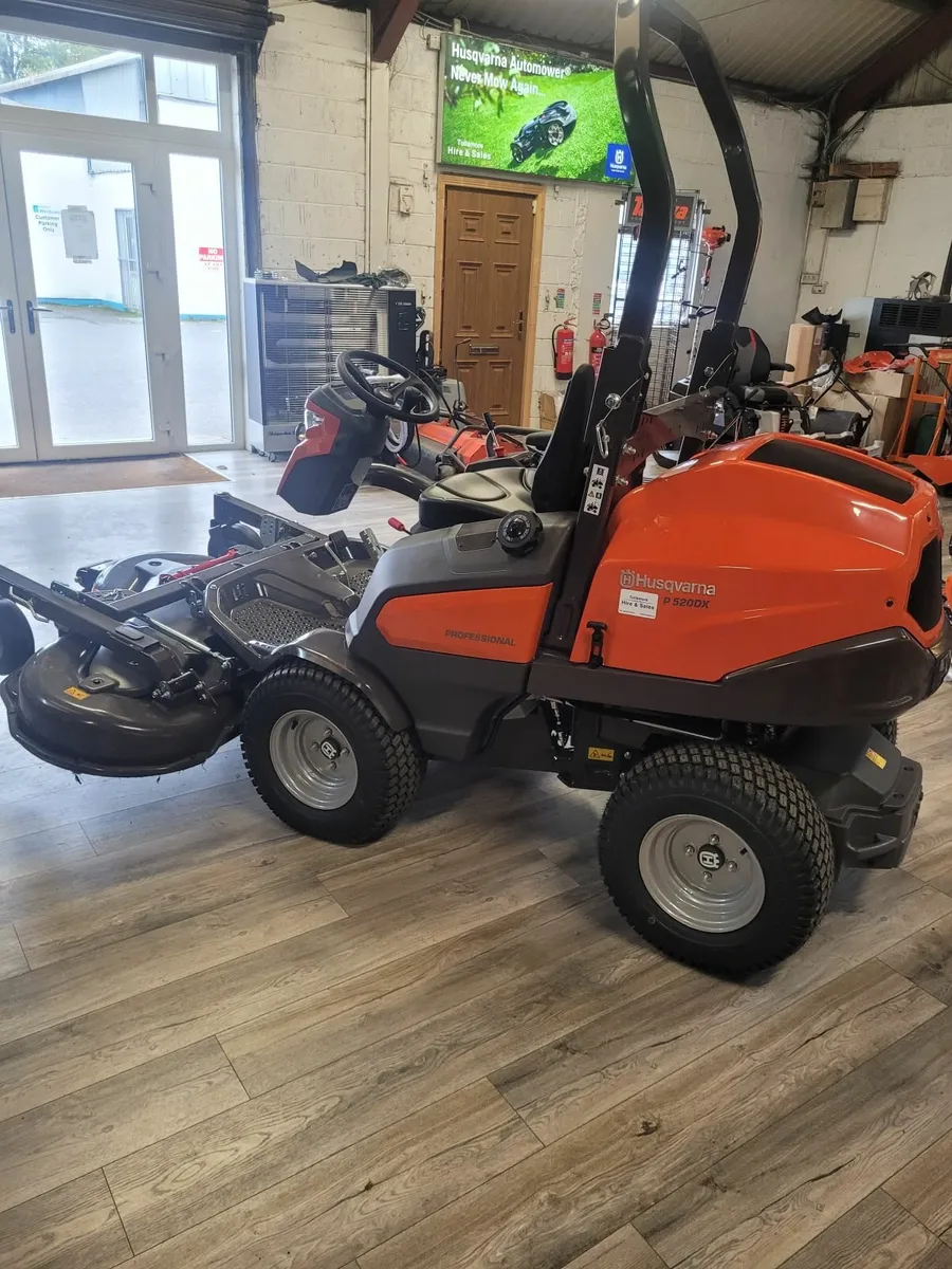 Commercial Lawnmower - Image 3