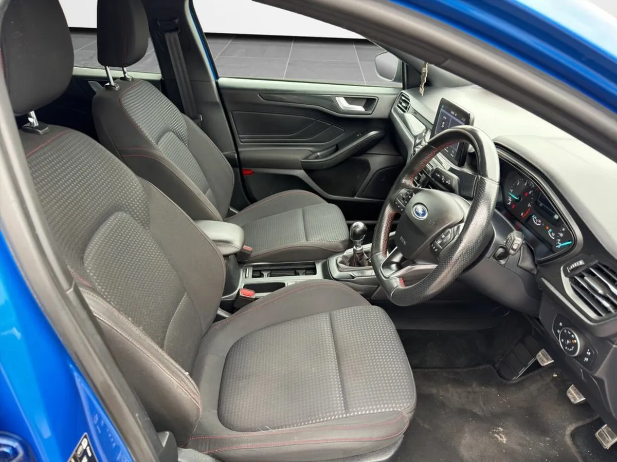 Ford Focus “The ST-Line Estate That Turns Heads an - Image 4