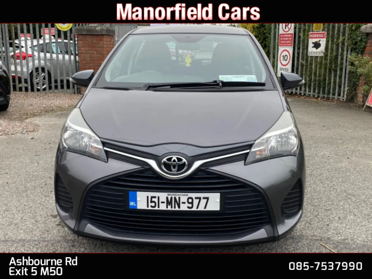 2015 151 Toyota Yaris Terra 1,0 Petrol 4dr - Image 3