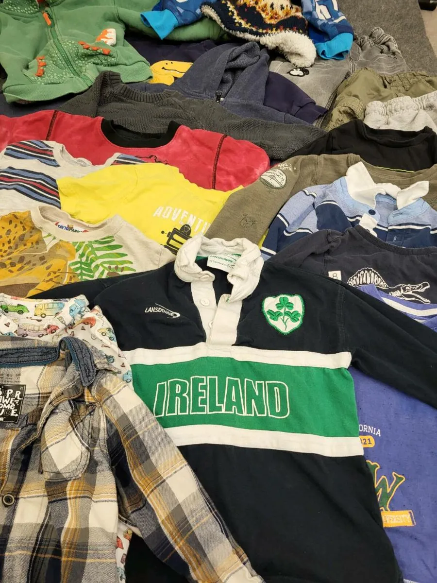 Boys’ Clothes Bundle – Size 3-4 - Image 4