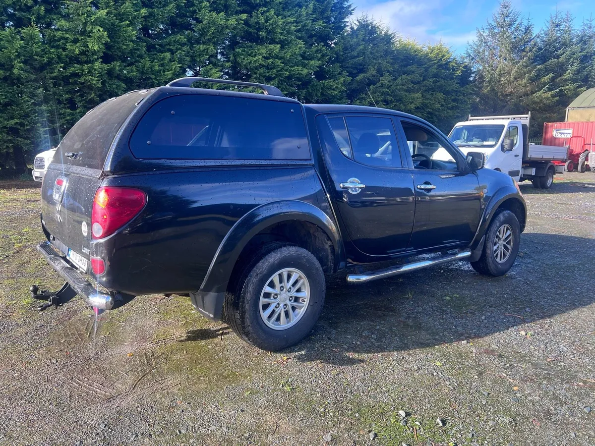 2014 Mitsubishi L200 Low mileage - Image 4