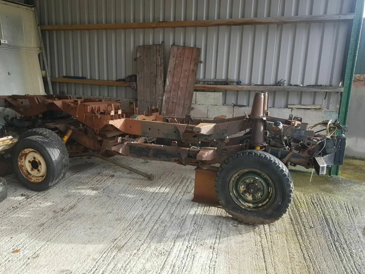 Land Rover 110 V8  1984  Project. - Image 1