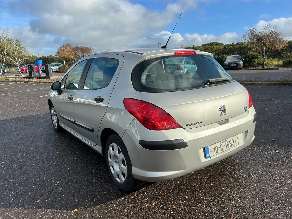 Peugeot 308 ONE OWNER LOW MILEAGE - Image 4