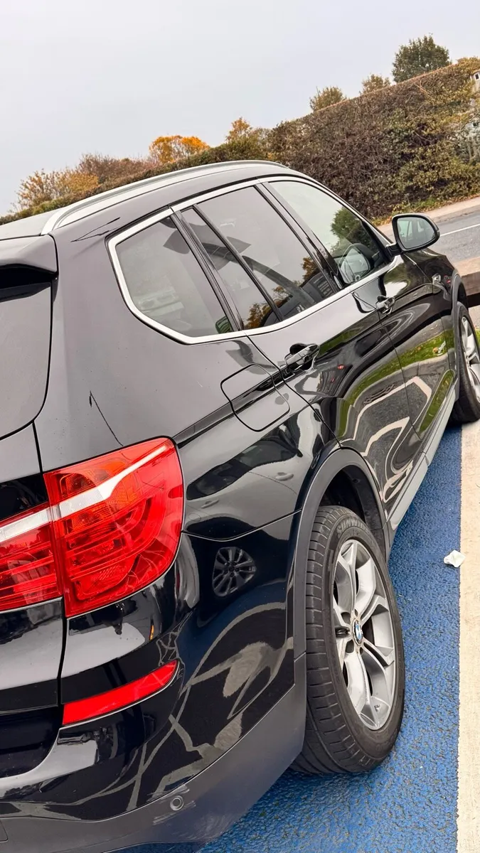 BMW x3 x drive - Image 3