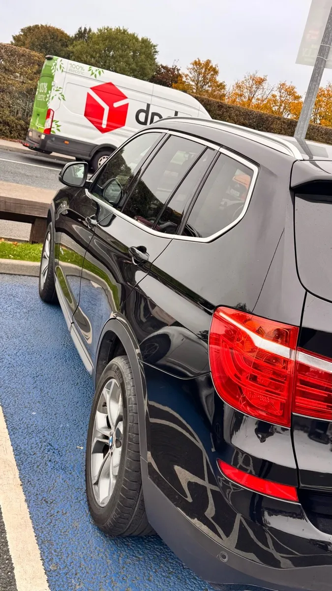 BMW x3 x drive - Image 4