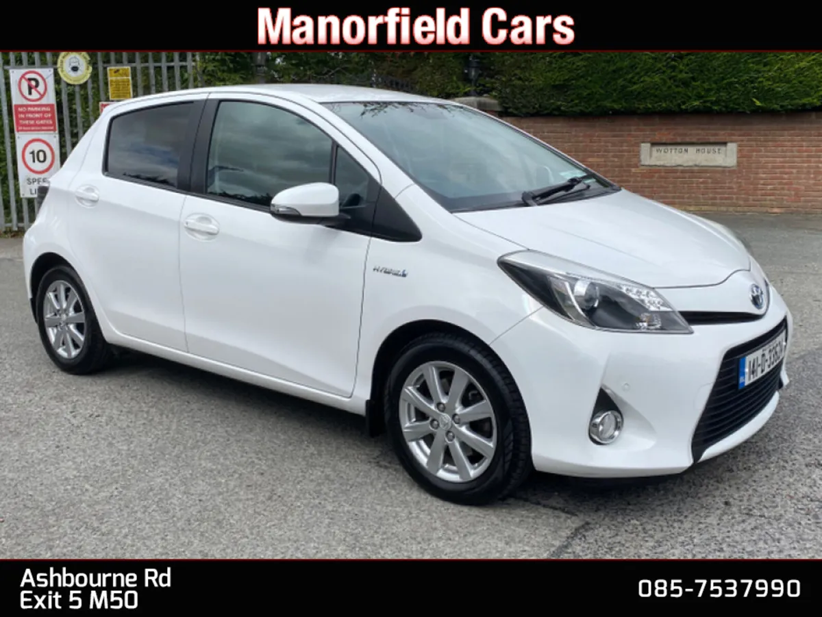 2014 141 Toyota Yaris Icon 1.5 Petrol Hybrid Auto - Image 1